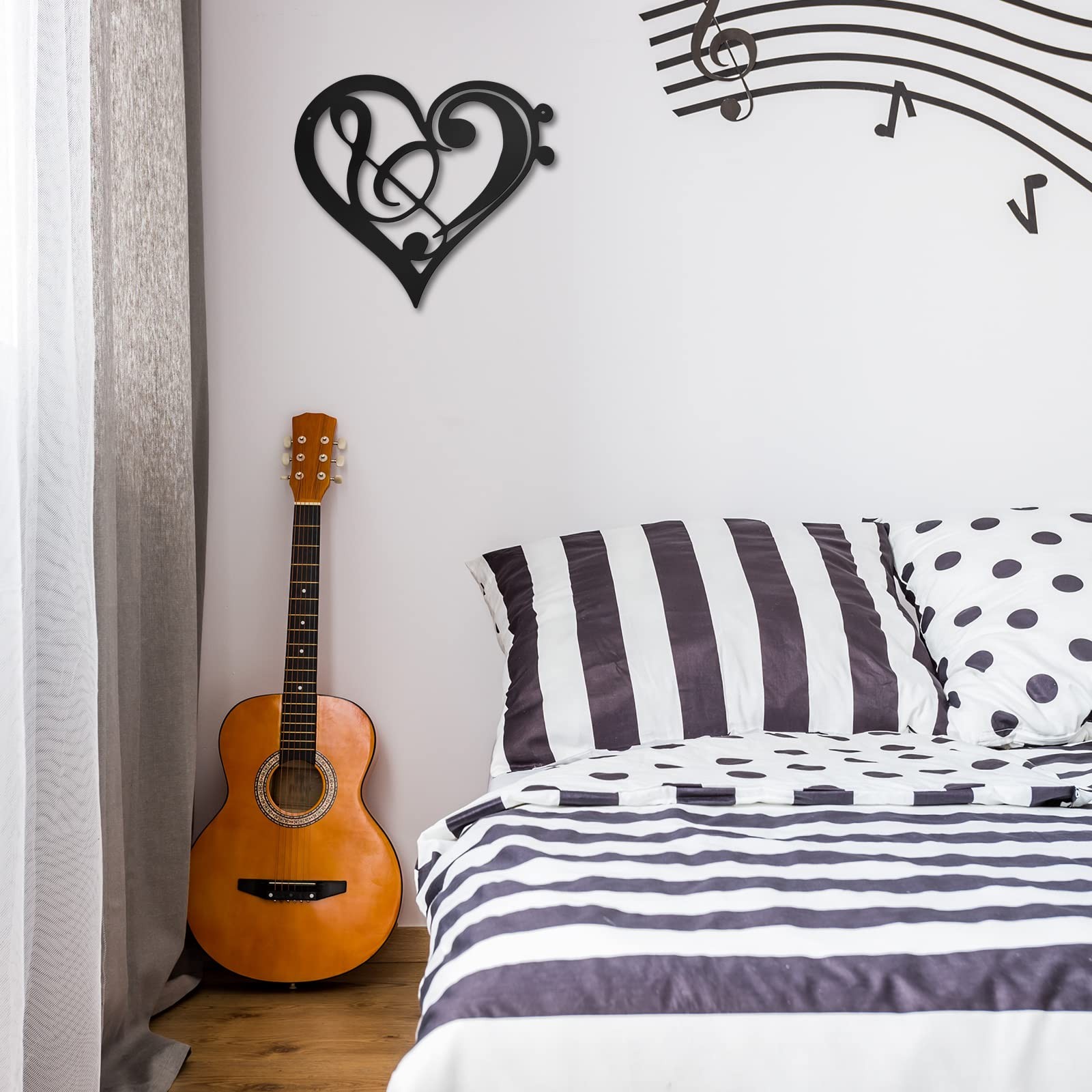 Zhengmy Heart Metal Music Wall Decor Musical Notes 11.4″L x 10.6″W, black