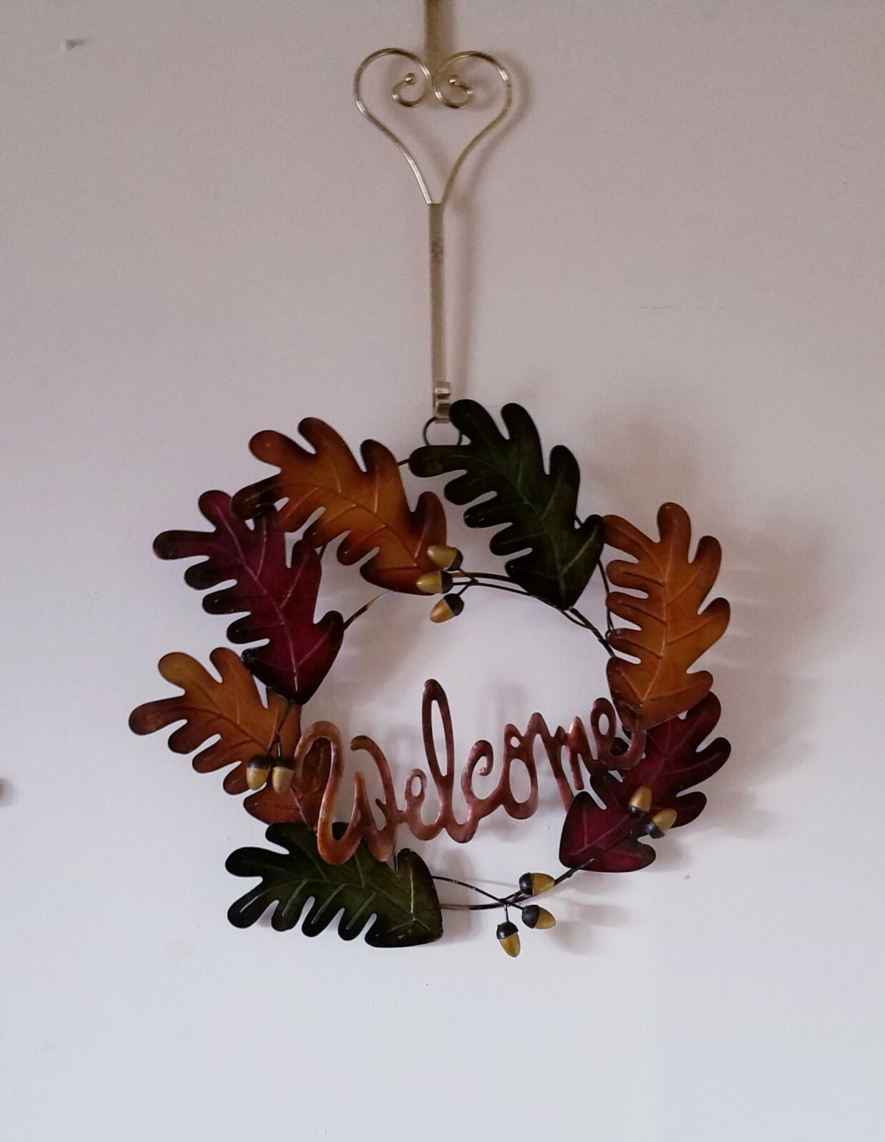 Hanging Metal Autumn/Fall “Welcome” Door Wreath-EUC
