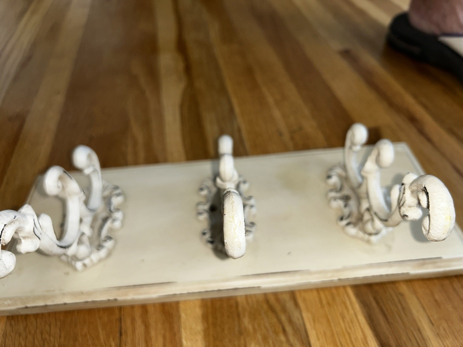 Rustic 3 HOOK RACK Wood MDF Cream Cottage Chic French Country 13.5” L x 5″ H