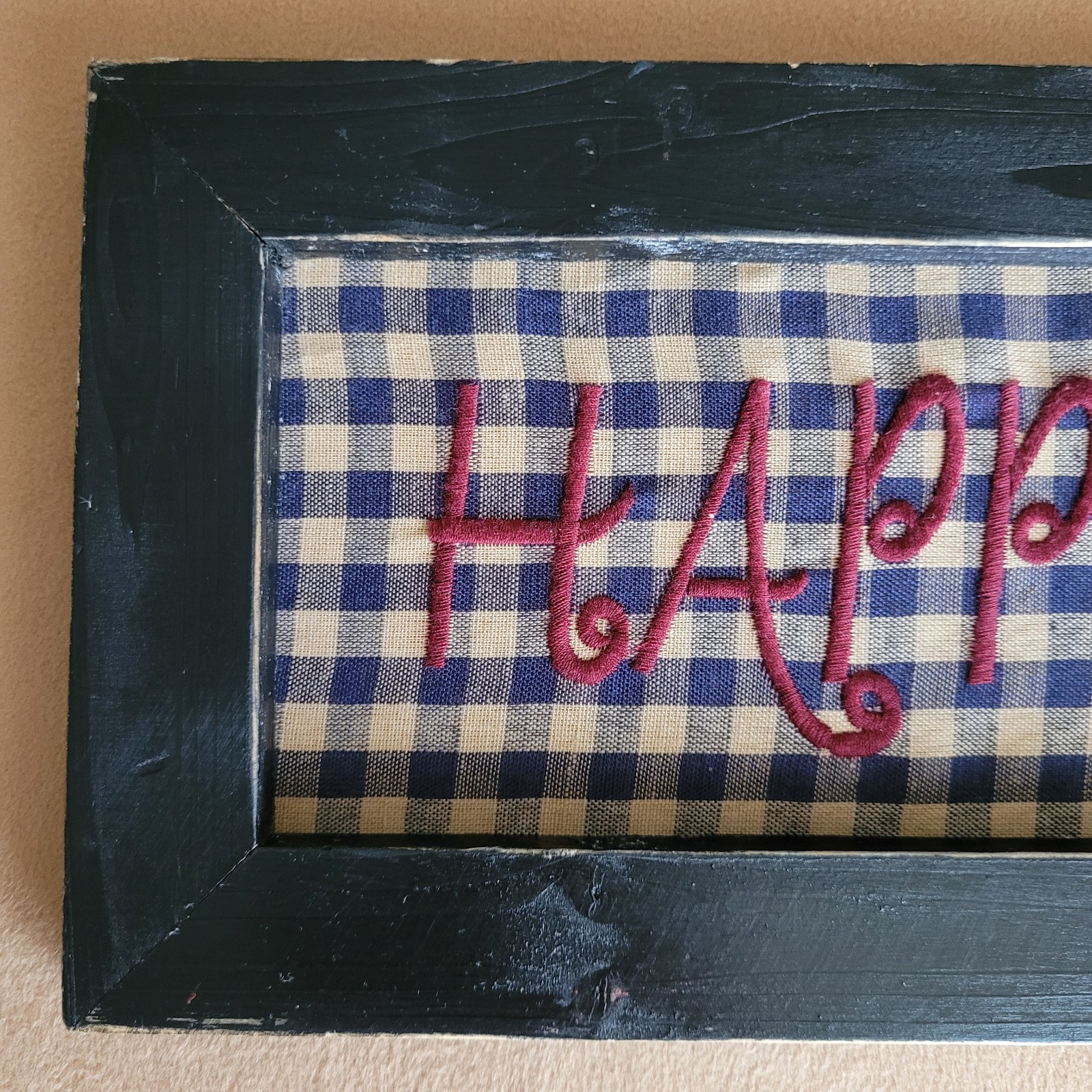 Primitive Rustic Farmhouse Happy Holidays Embroidered Black Wooden Gingham Sign