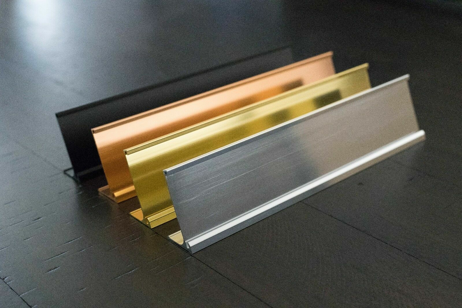 Office Desk Name Plate Holder – 2″ x 8″ / 2″ x 10″