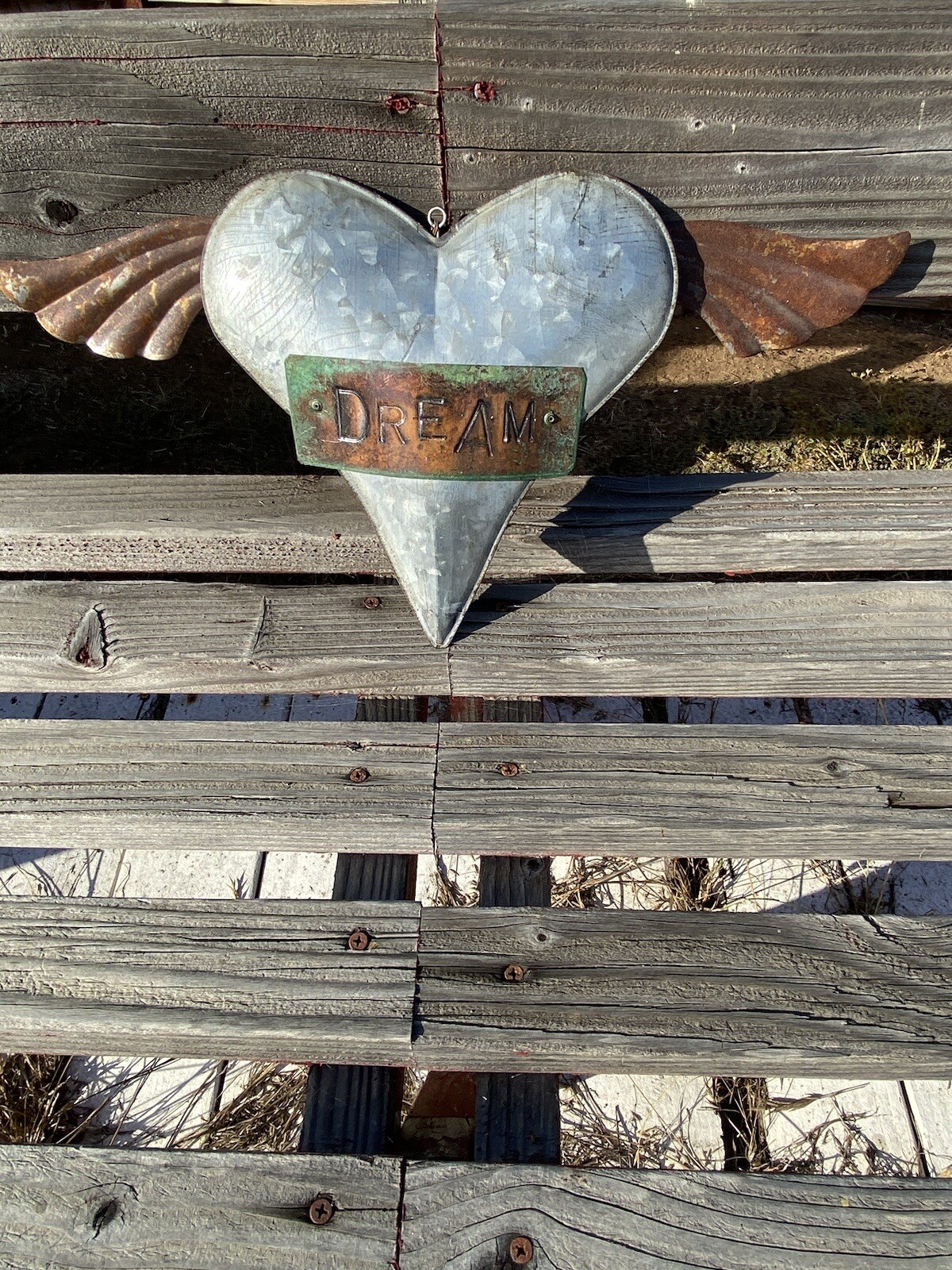 Heart Tin w/ Angel Wings and Dream Decoration Puffed Heart Hangs in Home/Garden