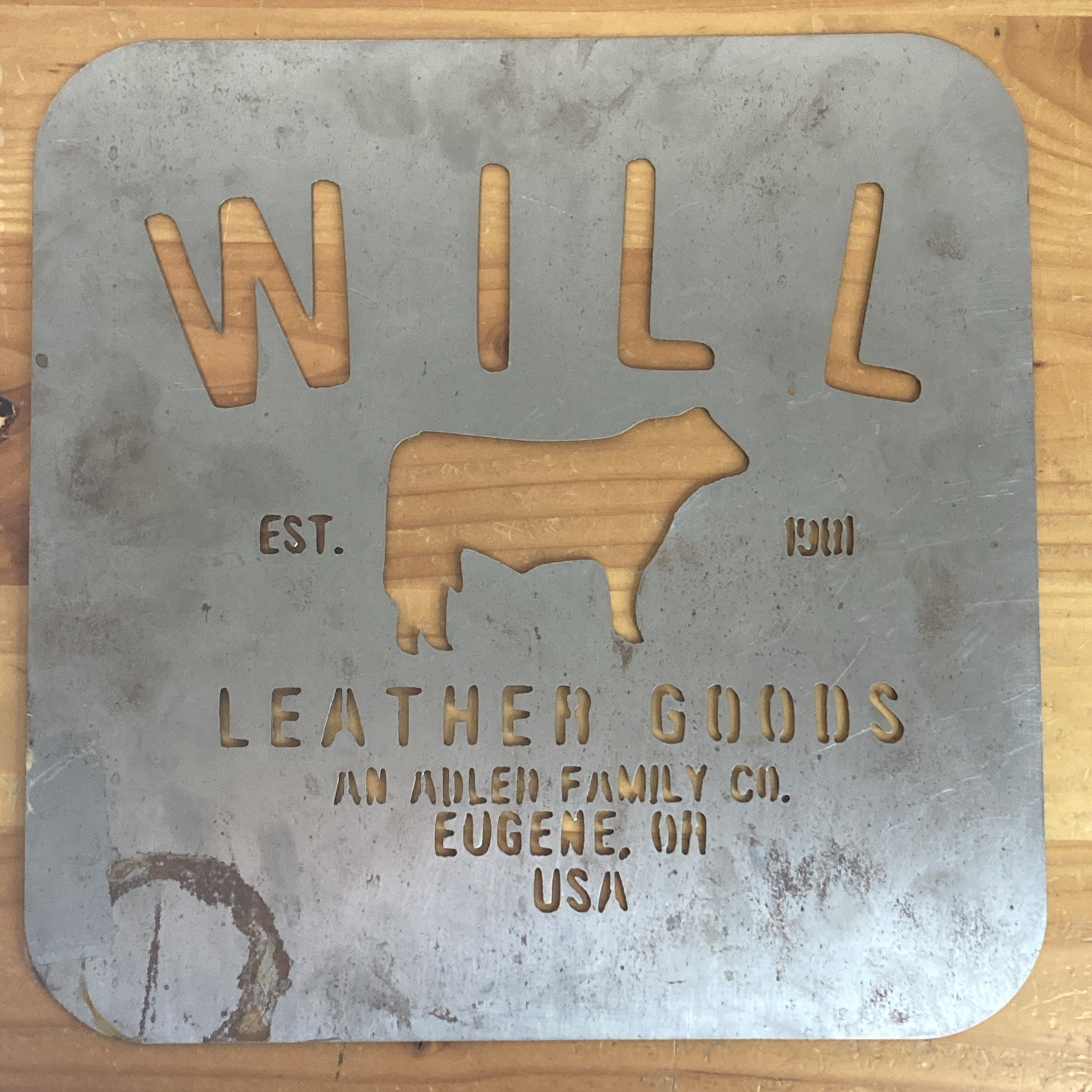 Will Leather Goods Meta Sign Decoration Wall Hanging Western Cow Decor Rustic a1