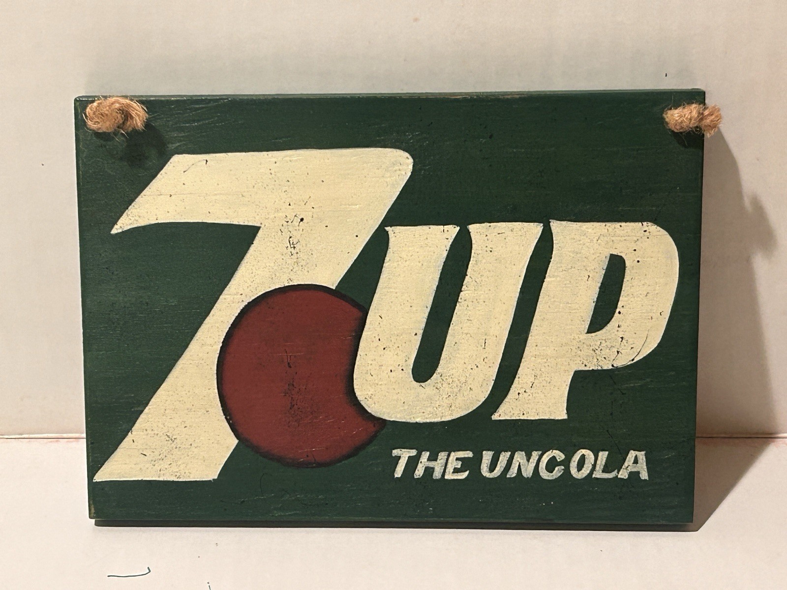 Vintage Wooden 7up – rope hanger – “the uncola” sign – 7.5” x 5.5 “ x 1.0”
