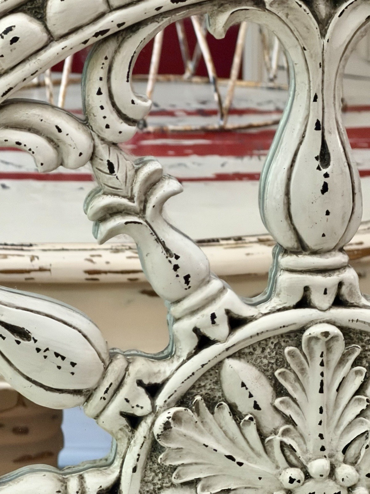 VTG Inspired Whitewashed Halfmoon/Mirrored Decorative Architectural Wall Plaque
