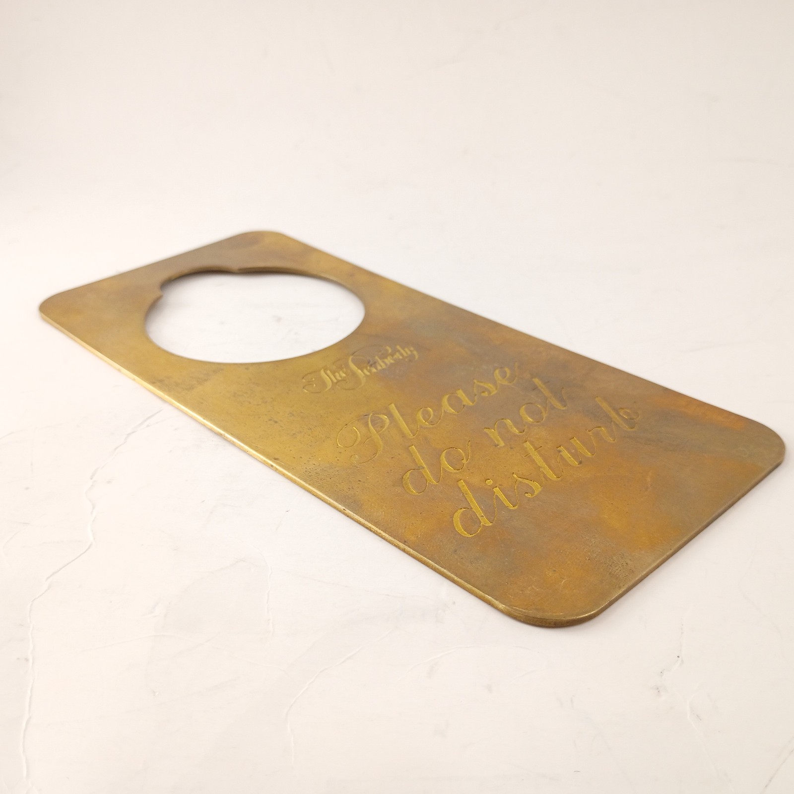 Vintage The Peabody Hotel Please Do Not Disturb Brass Door Sign 3.5” x 7 3/4″