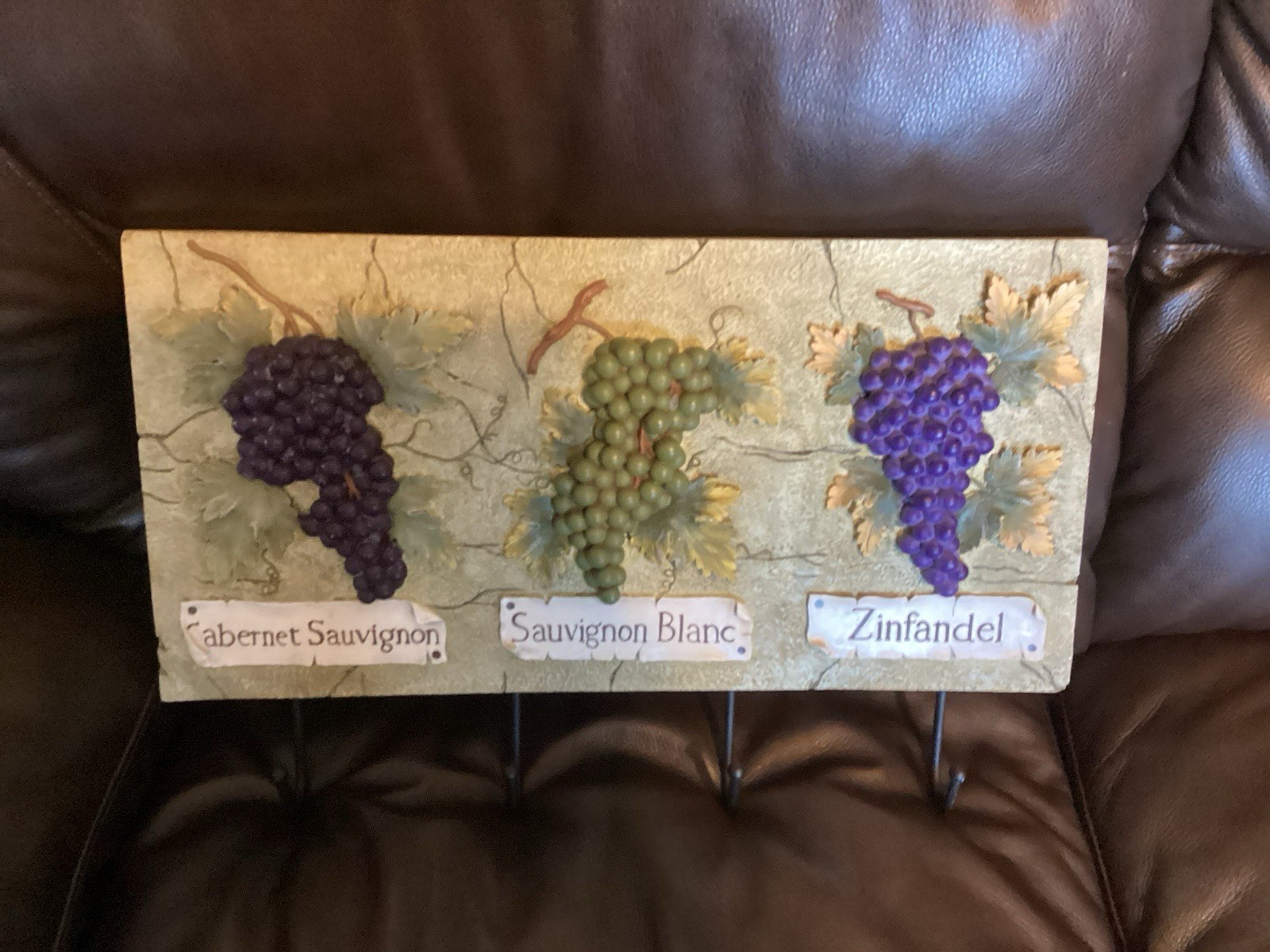Wine Vineyard Wall Hanging Decor w/ 4 Hooks Cabernet, Sauvignon, Zinfandel 3D