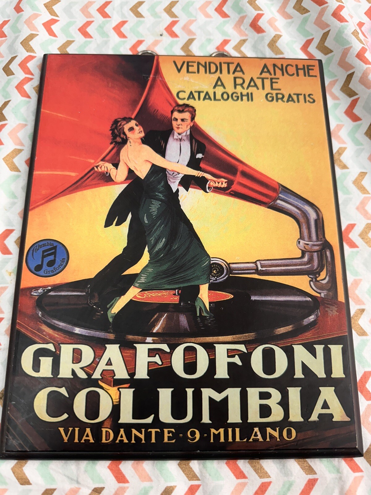 2003 Vintage Art Deco Style Decoupage “Grafofoni Columbia” Wall Plaque w/Hanger