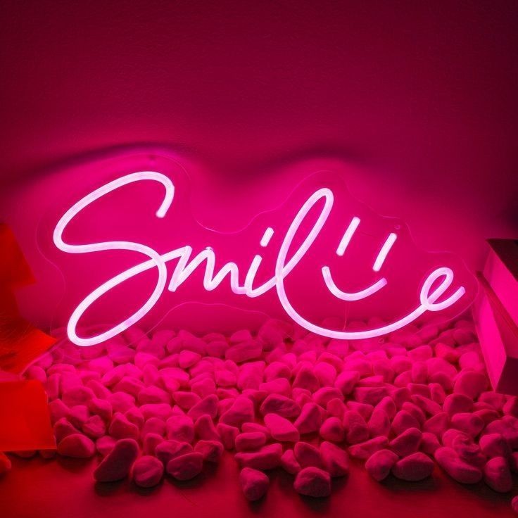 Handcrafted Personalised Neon Lights – Custom Name & Logo LED Wall Hangings
