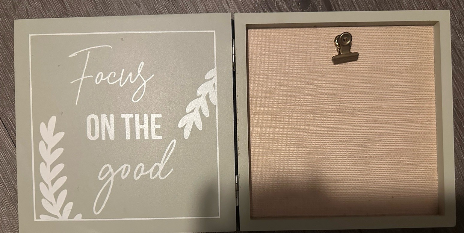 Mainstays Focus on the Good Inspirational Wood Plaque Gray White Tabletop
