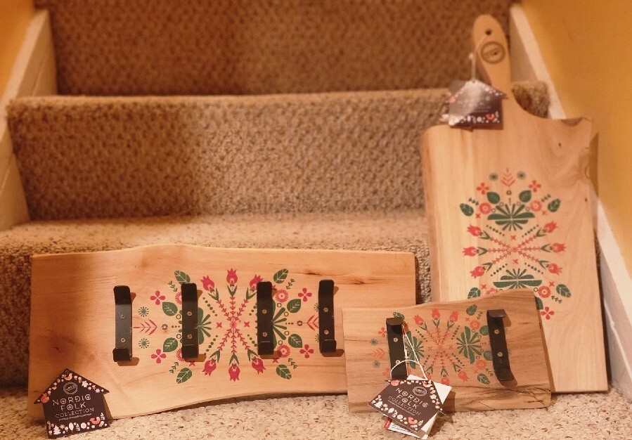 🆕️NORDIC FOLK COLLECTION Door/Wall Coat Hangers, SMALL/LARGE, Cutting Board ❤