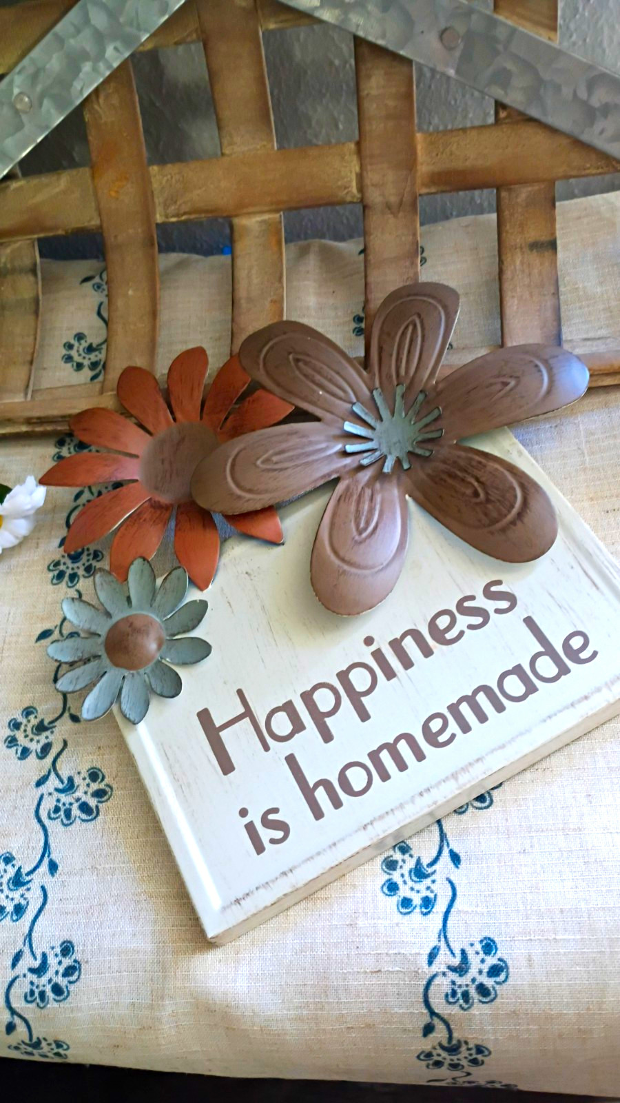 Happiness Is Homemade Rustic Wood Metal Square Wall Plaque Sign Hanging