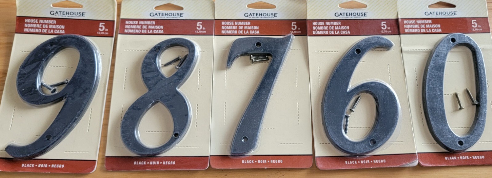 Gatehouse Black Powder Coated Zinc 5″ House Italic Numbers Choice – Flush Mount