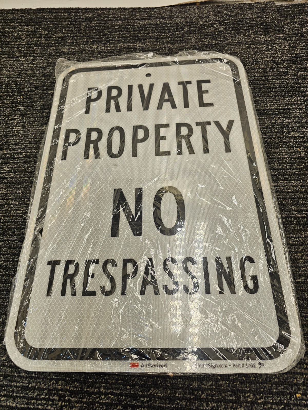 (QTY 5) 3M SmartSign 17G2 No Trespassing Signs Private Property, 12 x 18 Inches