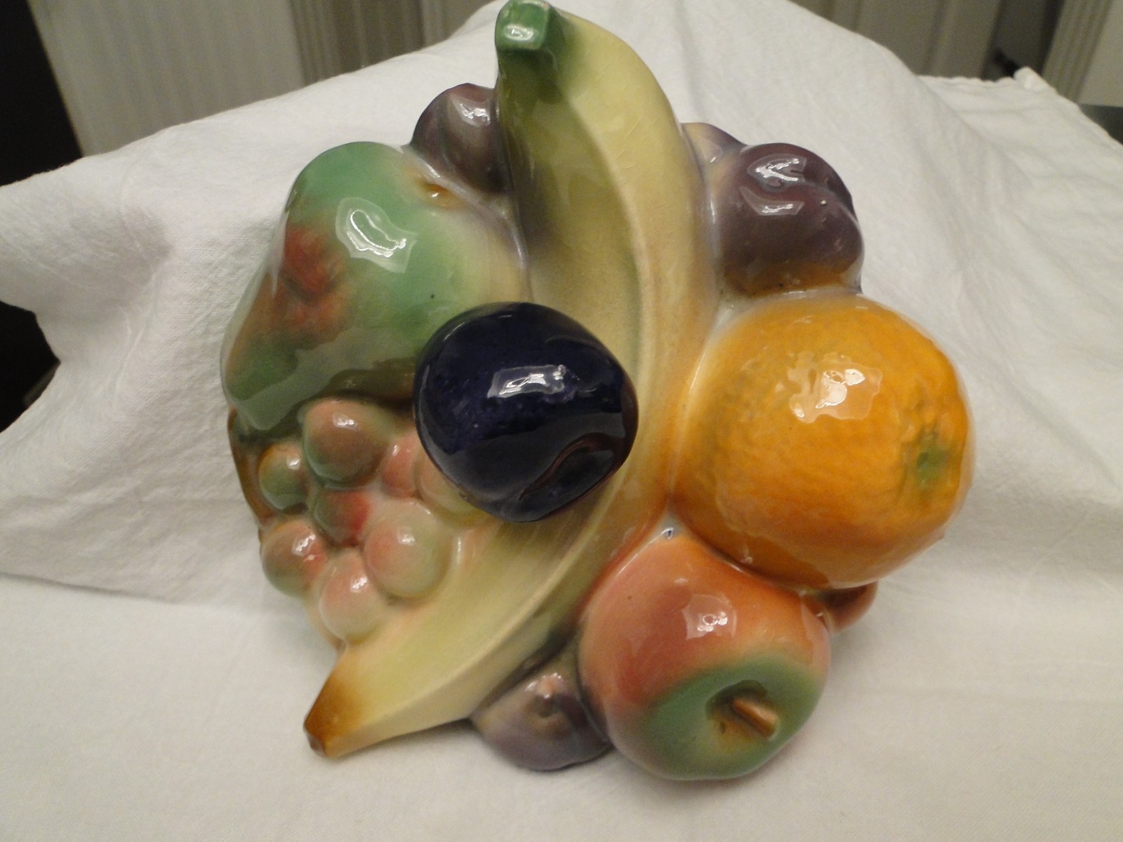 3 Dimensional Kitchen Wall Plaque, Fruits, VG Cond. 6″ x 6″ x 3″, Glaze Finish