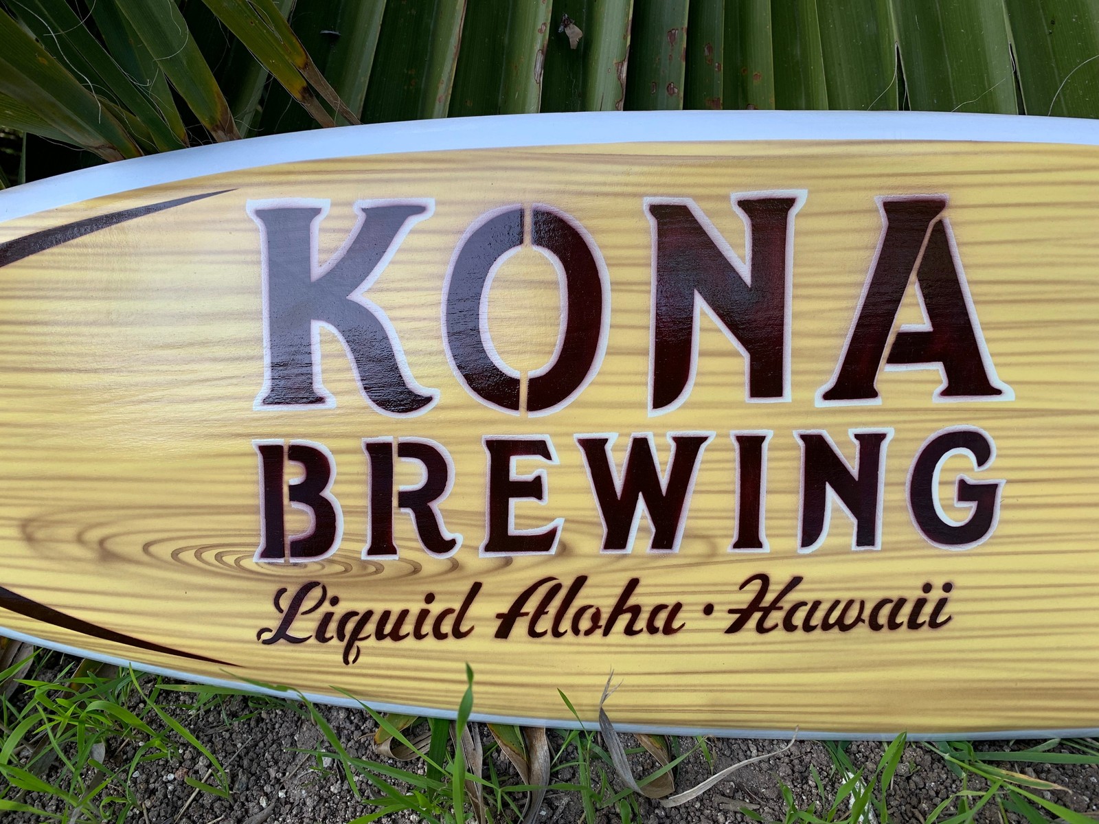 Kona Brewing Hawaii Airbrushed Surfboard Wall Plaque Liquid Aloha 39″x 10”