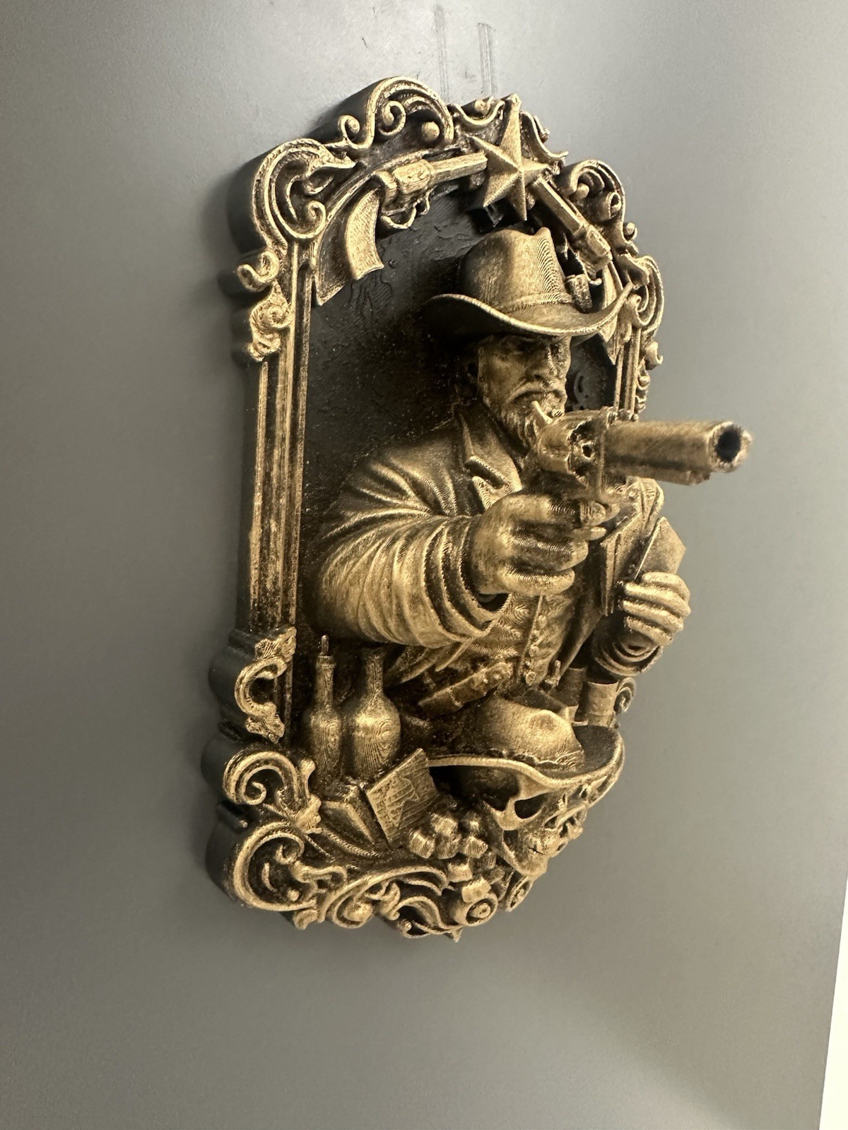 Western Gunslinger Wall Decor Cowboy Plaque Rustic Bar Saloon Man Cave Skull Art