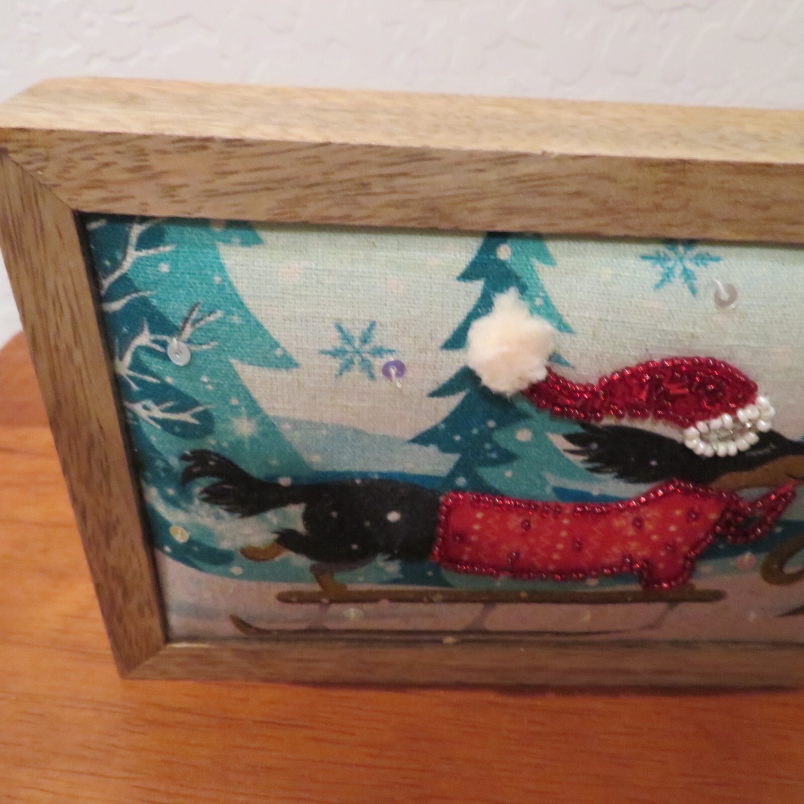 Dachshund Holiday Christmas Sledding Sign Plaque Sparkle Plush Beading NEW