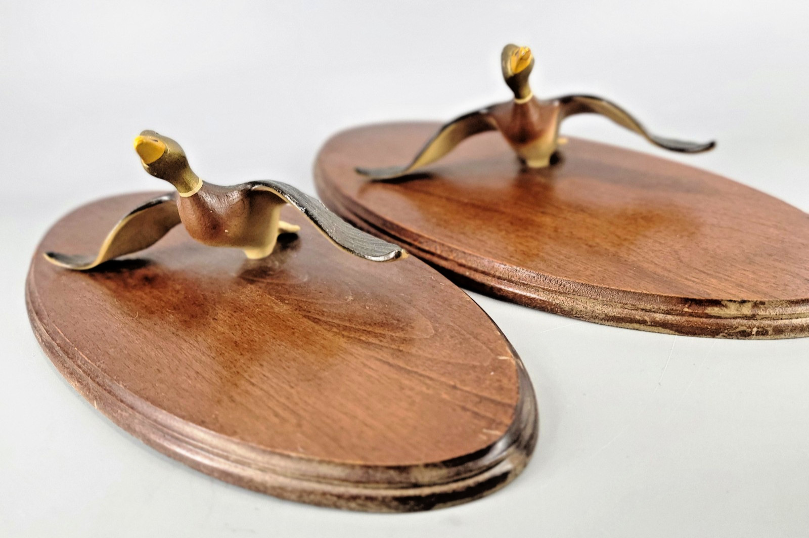 Set Whitehall Lifelike Products Mid-Century Medal Duck Plaque Hunting Outdoors