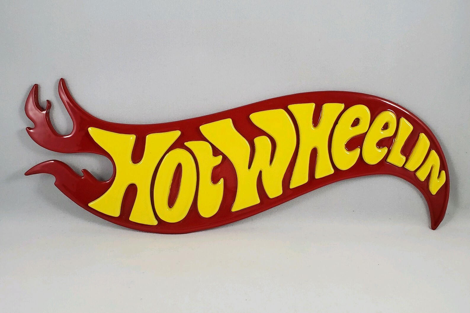 “HOT WHEELIN” Metal Powder Coated Wall Decor Yellow / Red