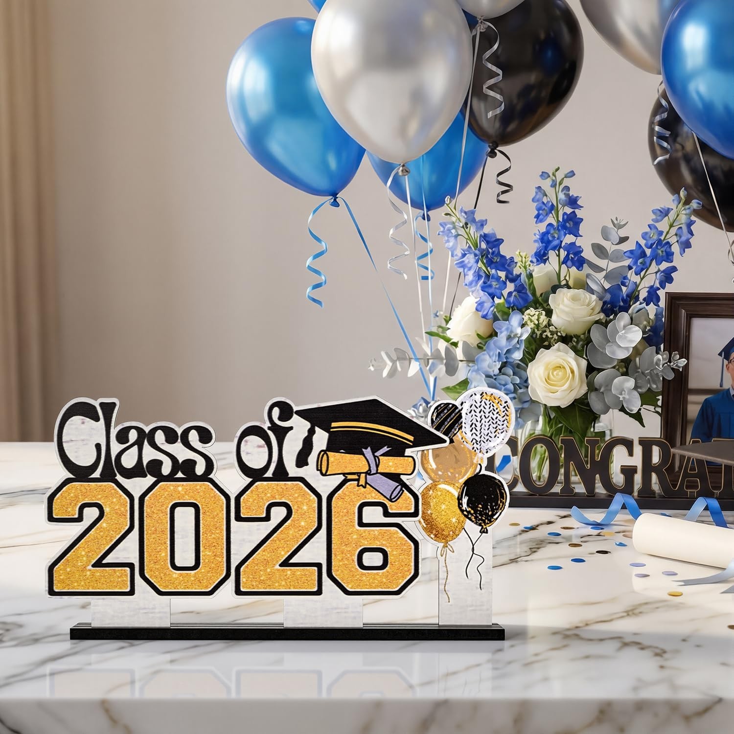 2026 Graduation Wooden Standing Decor Set, 2-Piece Class of 2026 Balloon Bouquet