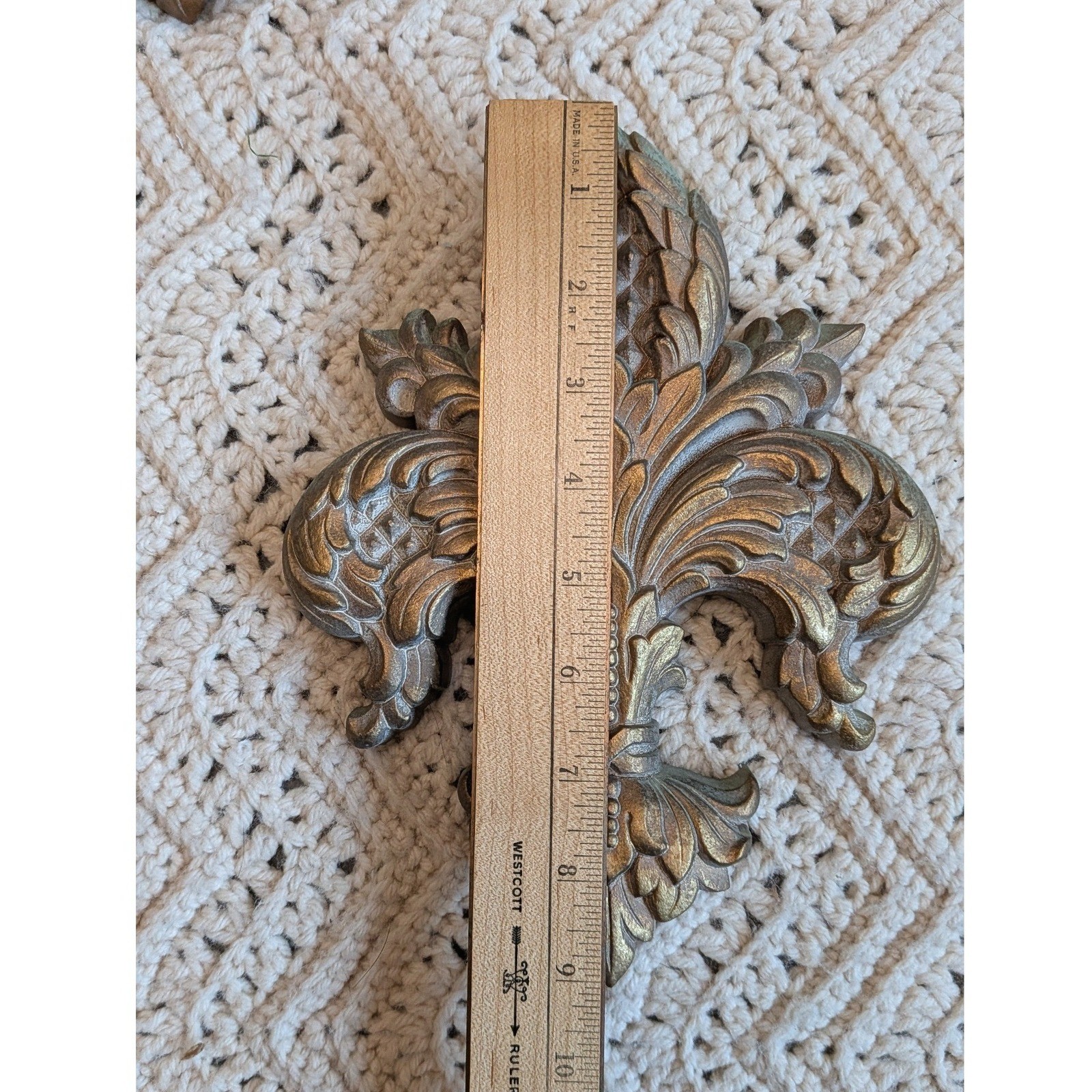 Vintage Syroco Gold Fleur De Lis Wall Plaques Set of 2 Mid Century Decor 5163