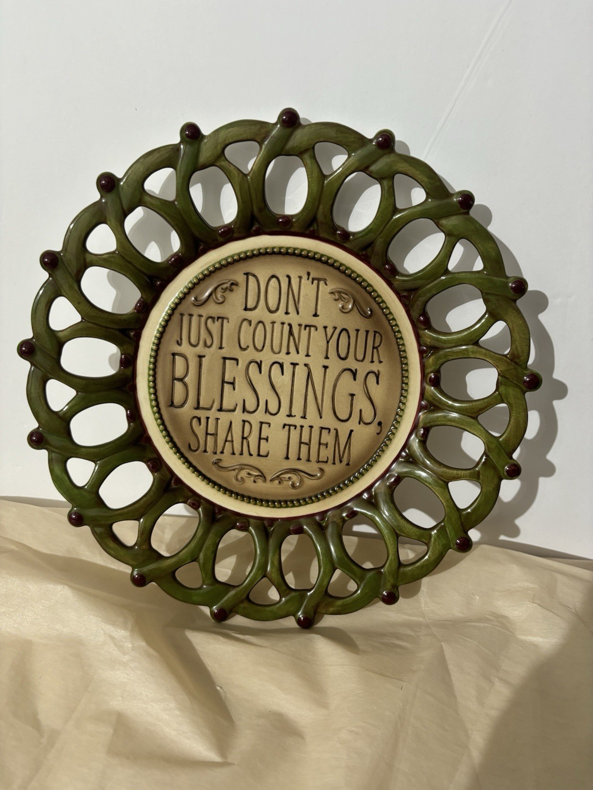 Decorative Ceramic Plaque ‘Don’t Just Count Your Blessings Share Them’ by Amscan