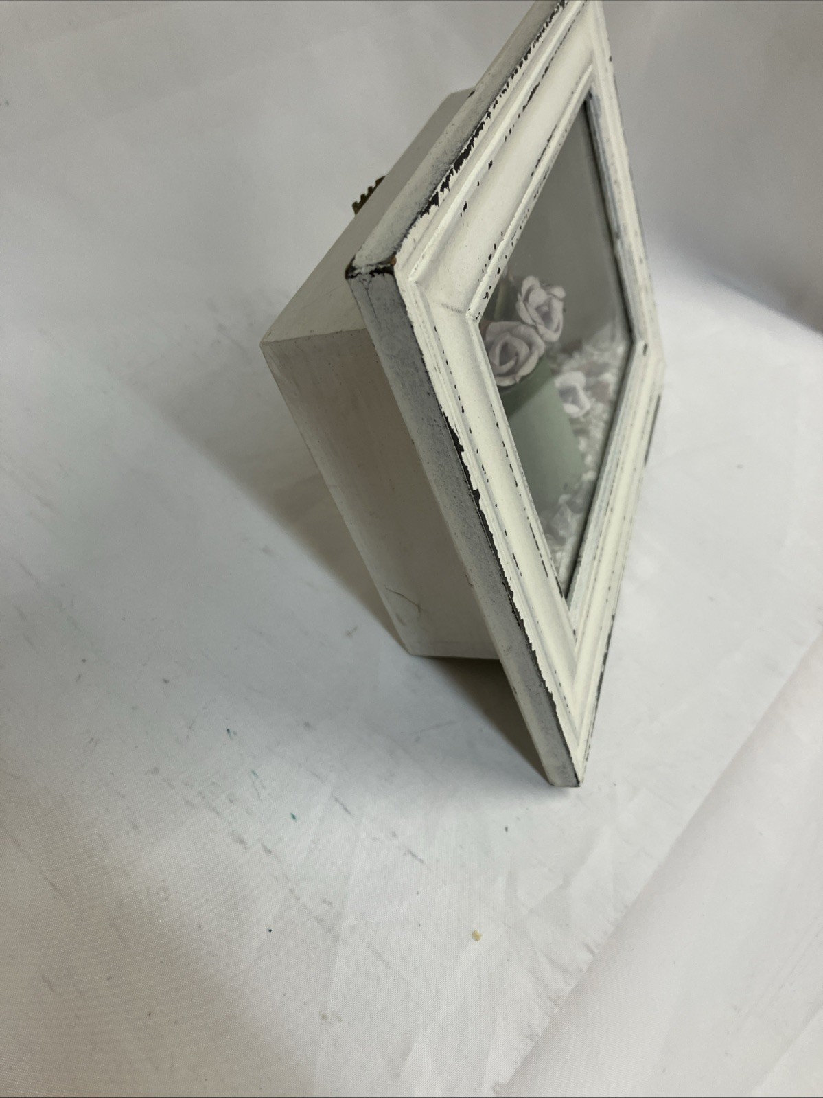Shadow Box Purple Flowers Watering Can Distressed Wood Frame 8.5 x 6.5 x 2 VG