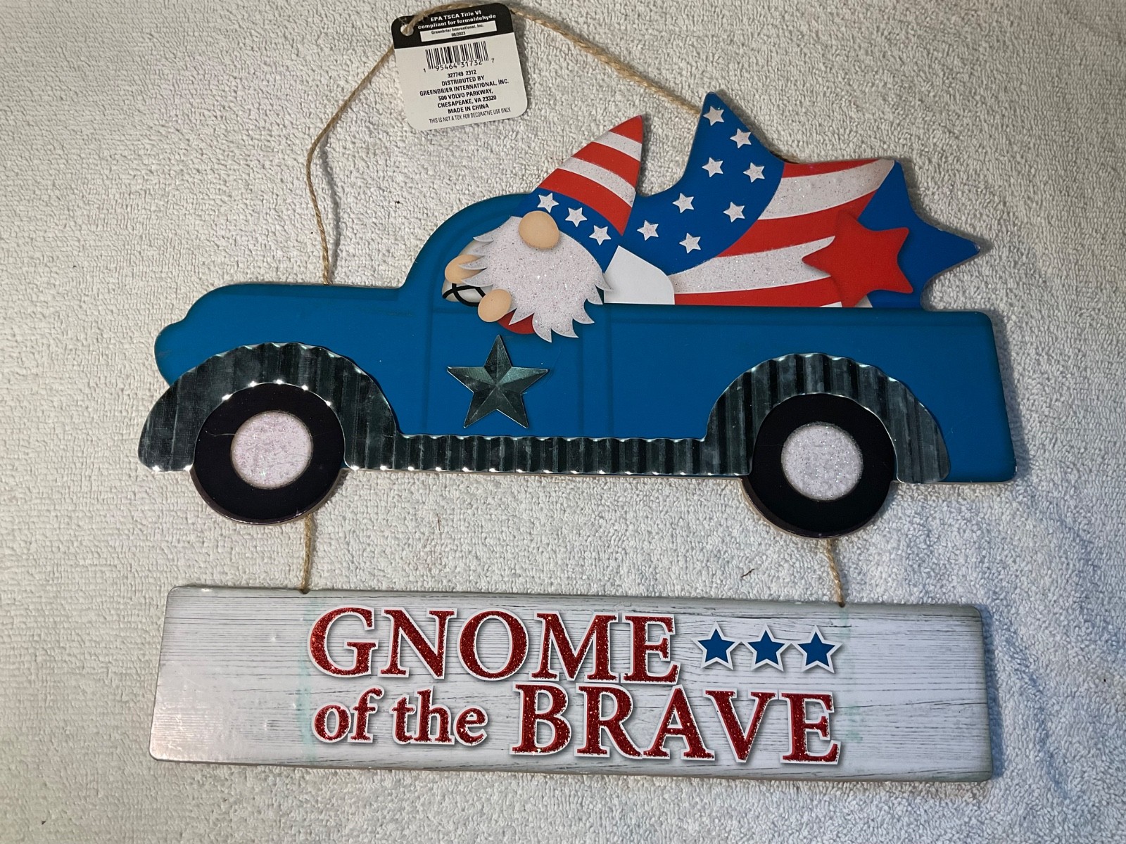 Patriotic Sparkle Hanging Wood Wall Sign American Home Flag Brave Gnome Star NWT