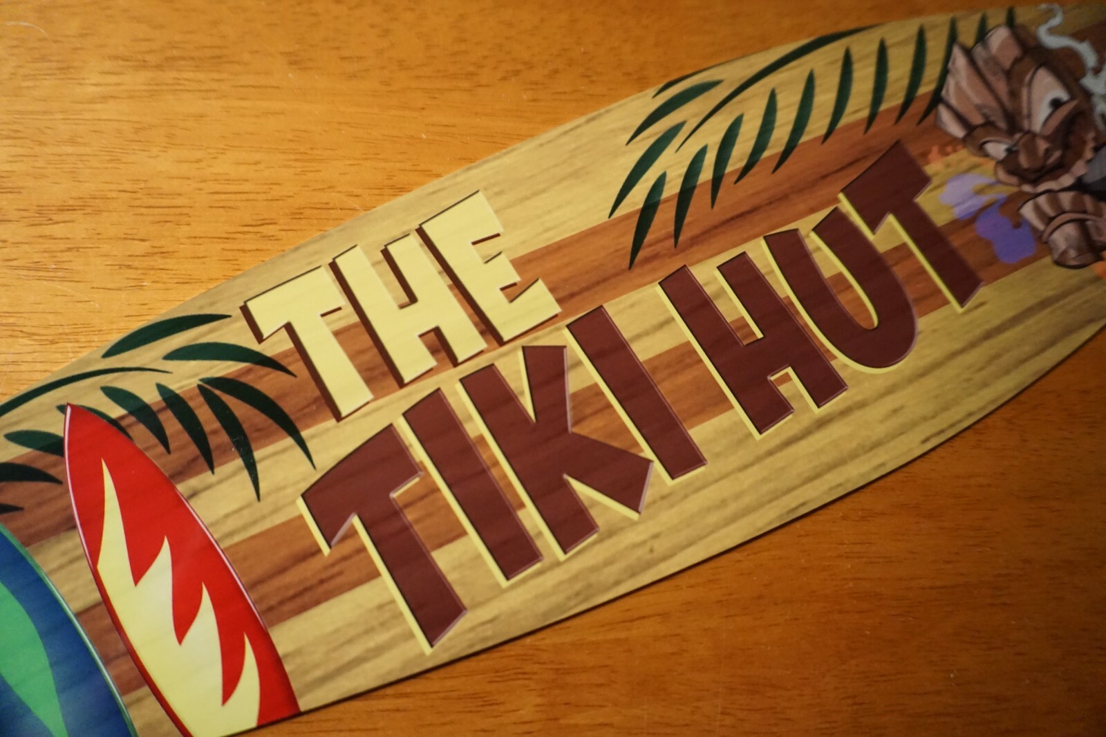 TIKI HUT IDOL SMOKING CIGAR WELCOME SIGN Rustic Beach Bar Surfboard Home Decor