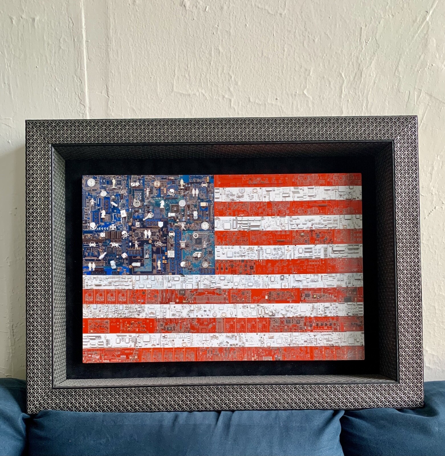 Gregory Arth, “American Flag” Caldograph Wall Art 13 3/8″ x 20″ – Authenticated 