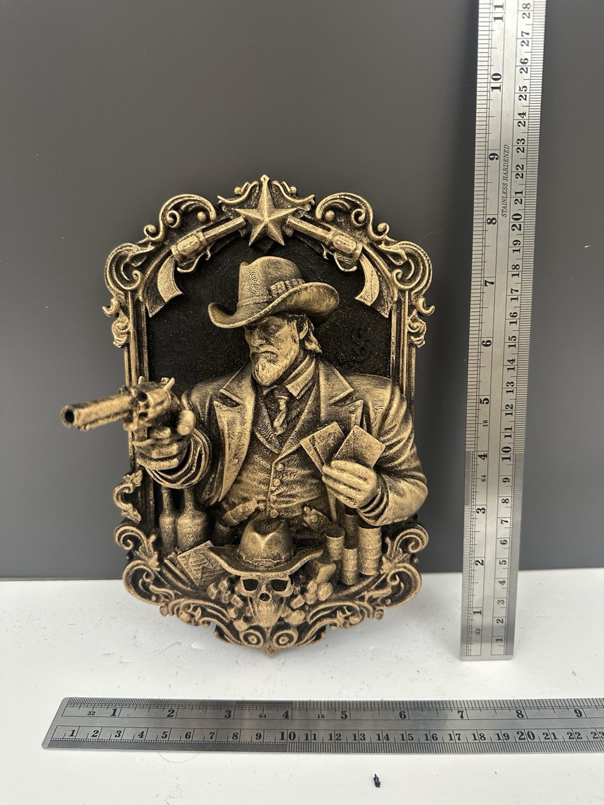 Western Gunslinger Wall Decor Cowboy Plaque Rustic Bar Saloon Man Cave Skull Art