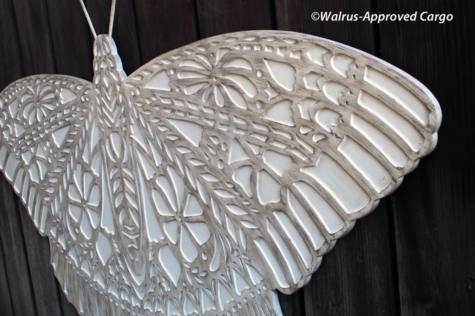 POTTERY BARN KIDS WOOD CARVED BUTTERFLY -NIB- TRULY SOMETHING TO FLAP ABOUT!