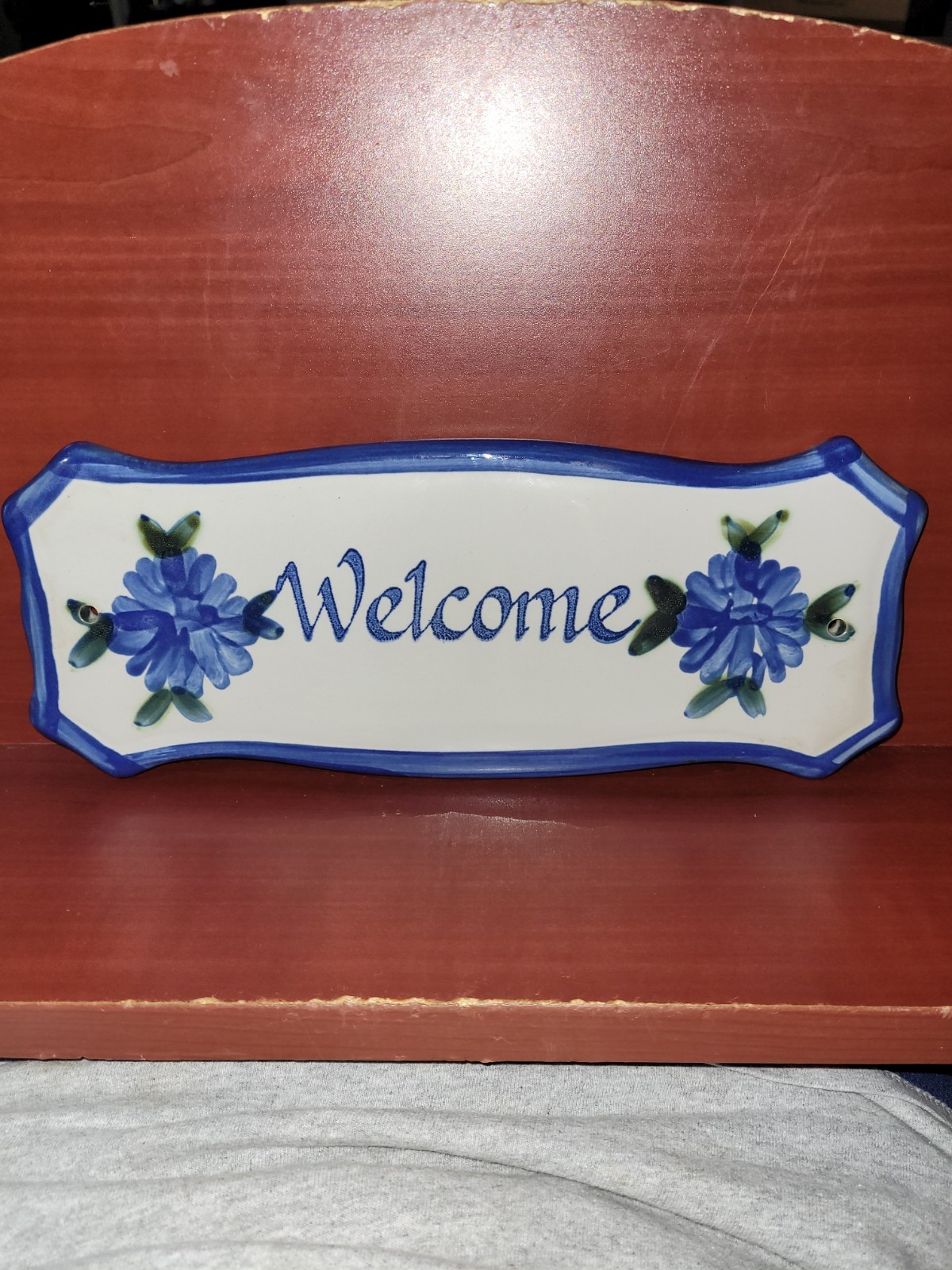 NEW Louisville Stoneware Ceramic Welcome Sign Batchelor Buttons 11″ x 4.5″