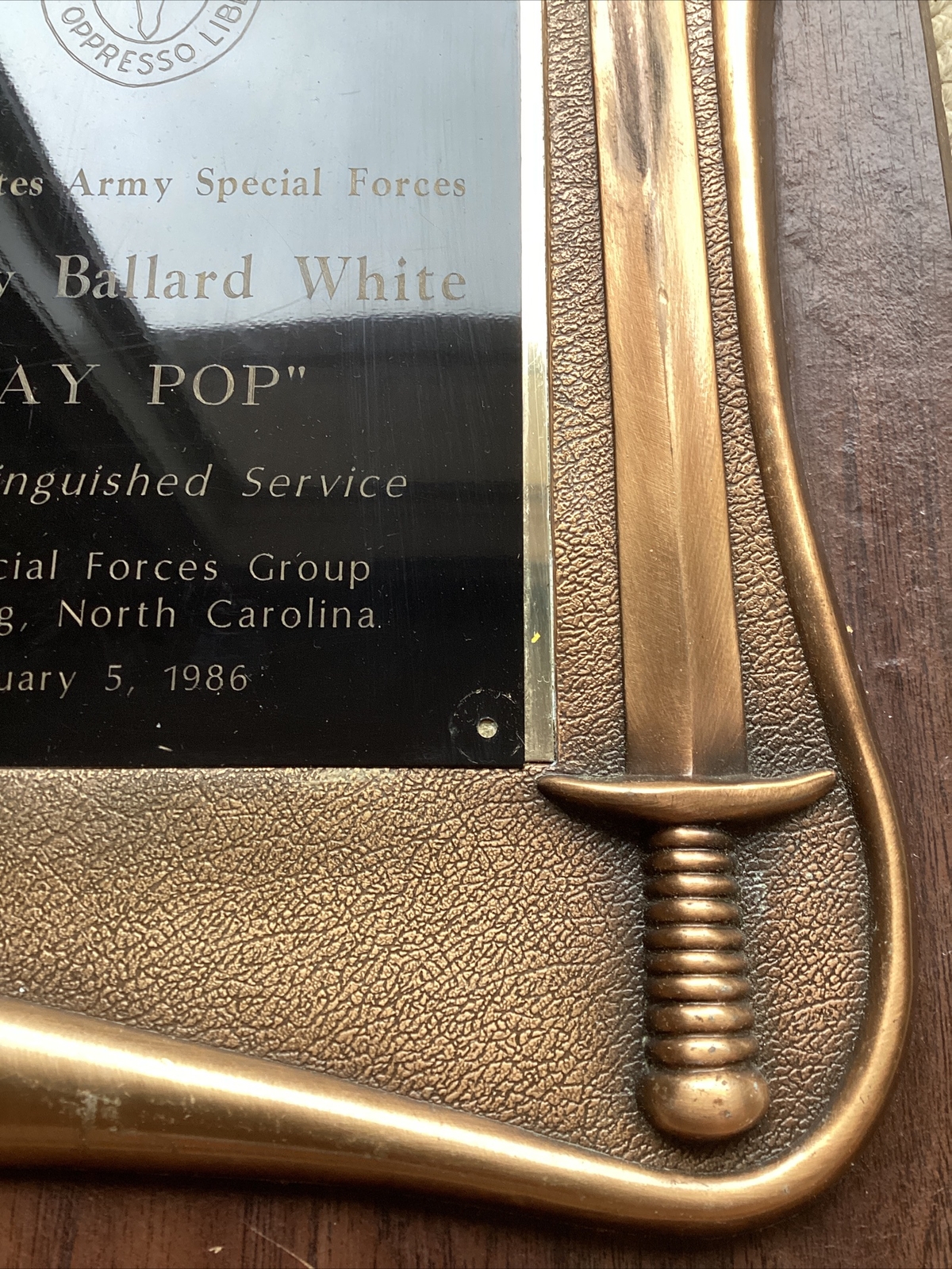 1980s United States Army Special Forces Wall Plaque Brass Dagger Ft. Bragg