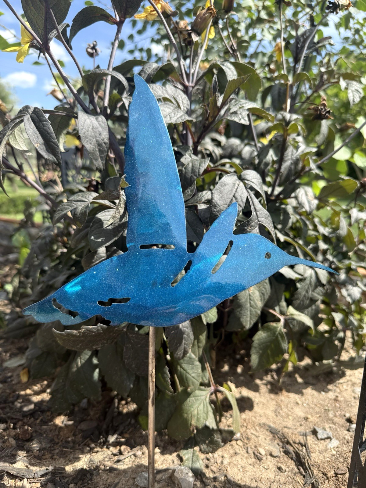 Hummingbird glitter blue industrial powder coat yard art ,bent for 3-D effec