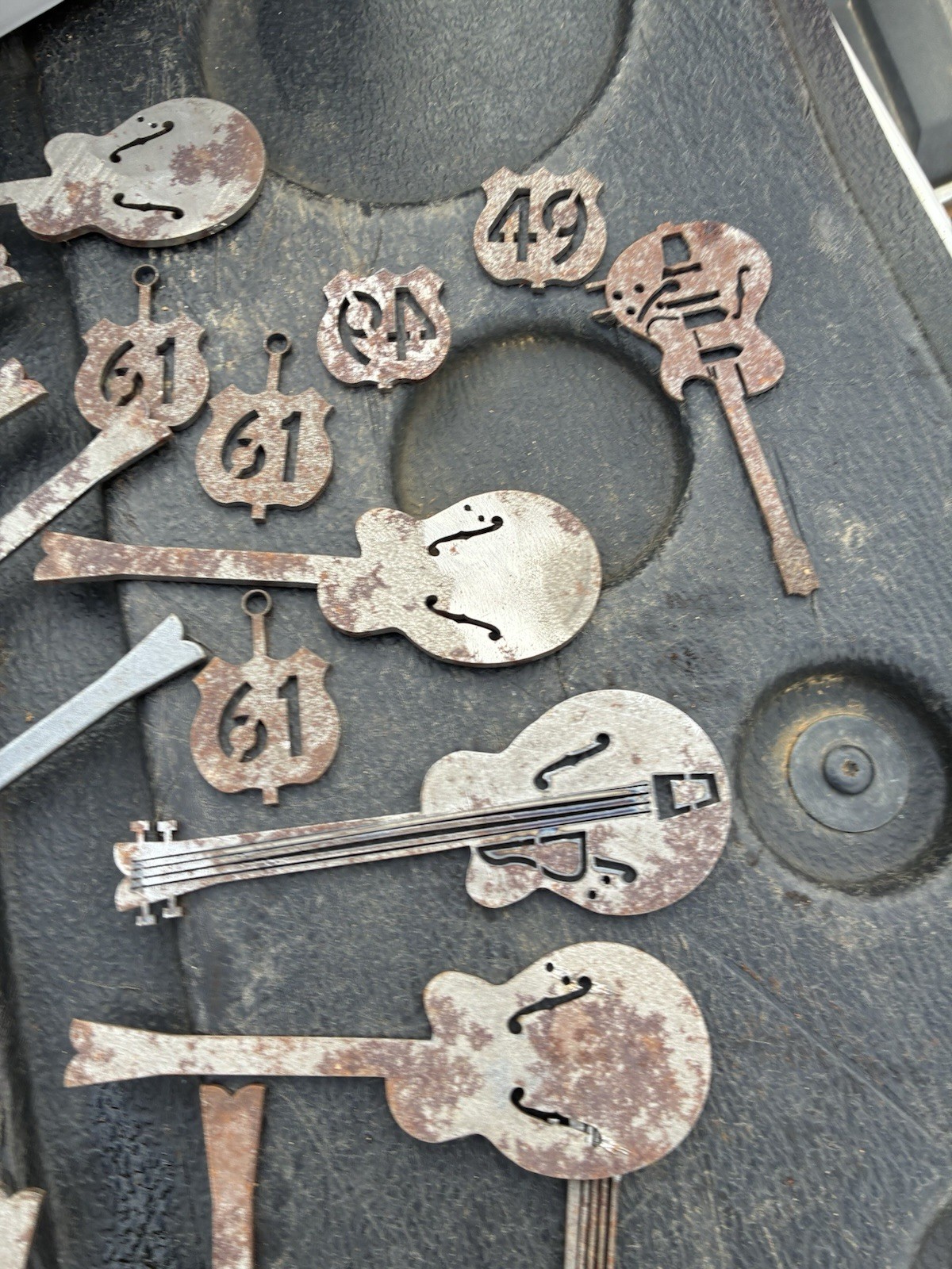 27 Guitar Steel Cut Outs Metal Art Decoration Huge Lot