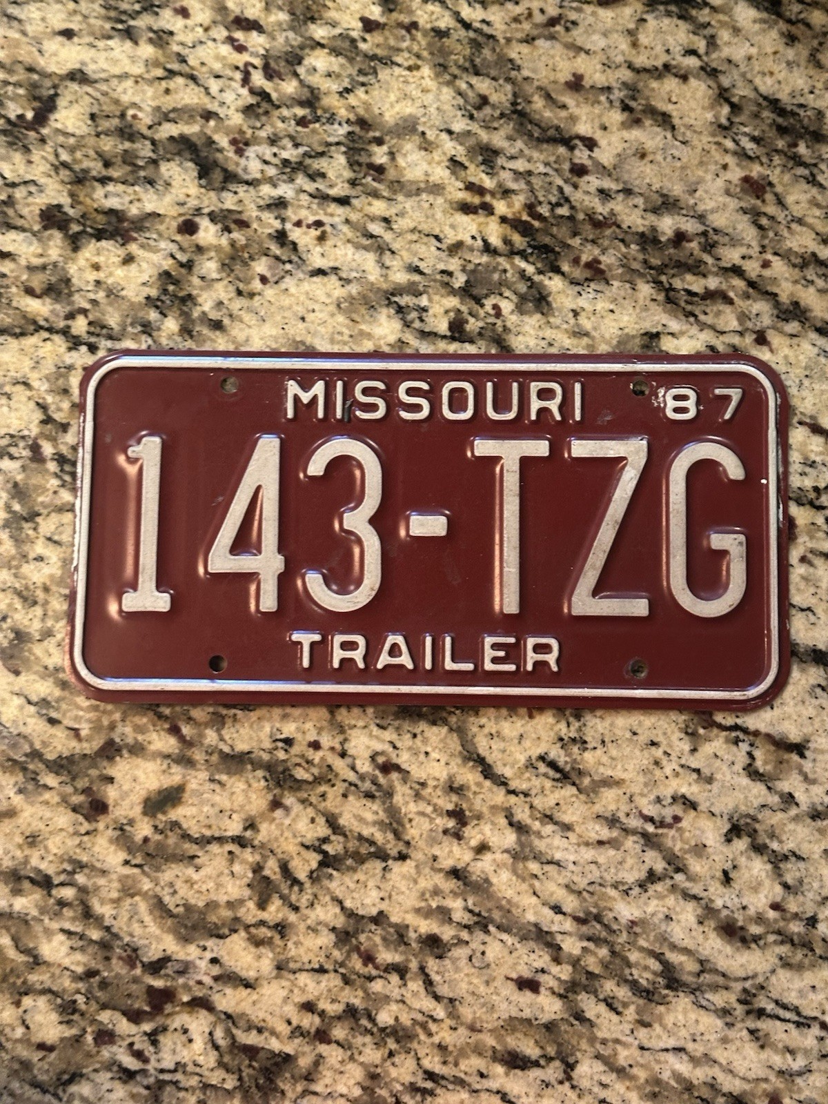 1987 Missouri Trailer License plate 143-TZG