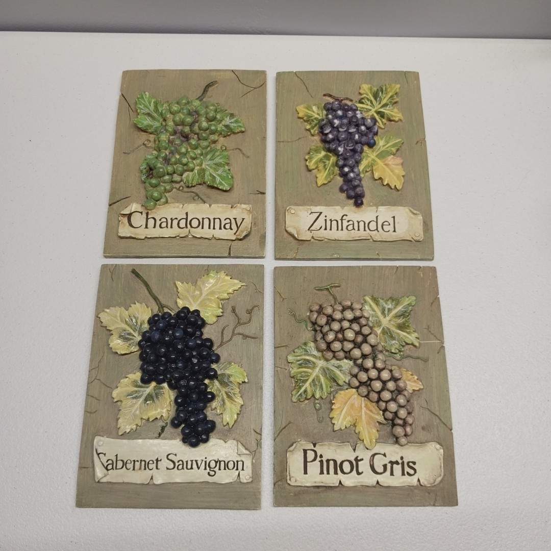 Vintage 3D Wine Grape Wall Plaques Set 4 Resin Vineyard Kitchen Decor 5×7