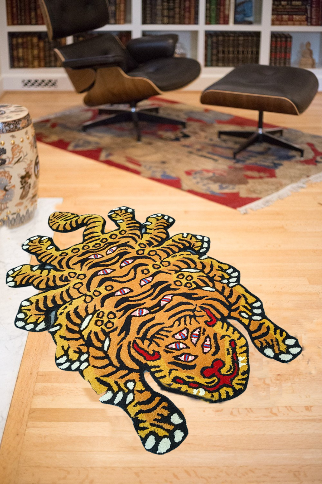 Tibetan Tiger Rugs Handmade 100% Woolen Hand Tufted For Home Decoration