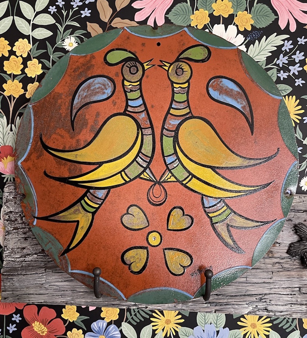 Vintage 17” Rip Rossman SIGNED Penn Dutch Colorful Tulip Bird Heart Round Sign