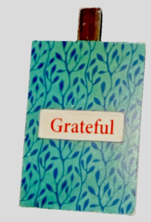 Greenbrier Inspirational Grateful Wood Tabletop Sign Blue Green Modern Decor