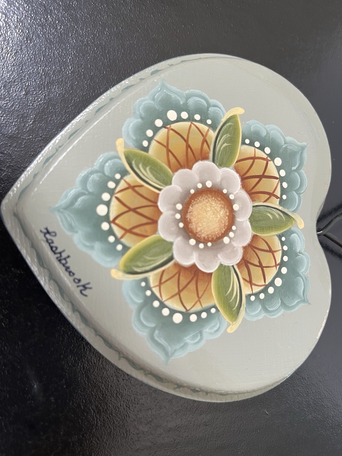 Wood Handpainted Tole Floral Heart Wall Hanging Blue/Green/Gold 4”