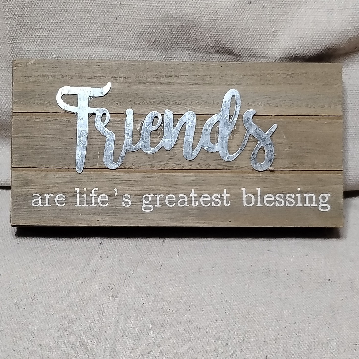 “Friends are life’s greatest blessing” Farmhouse Wood/Metal Wall Plaque 8.5″
