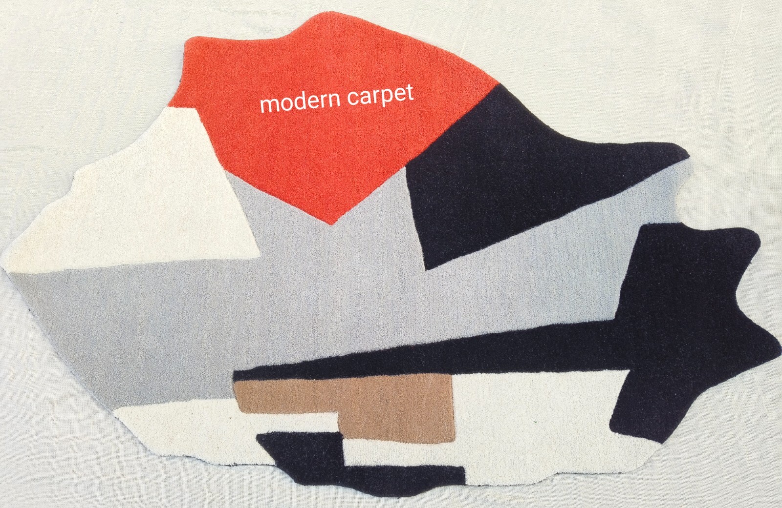 Irregular Shape Rugs 3×5 Ft Handmade 100% Woolen Hand Tufted For Home Decoration