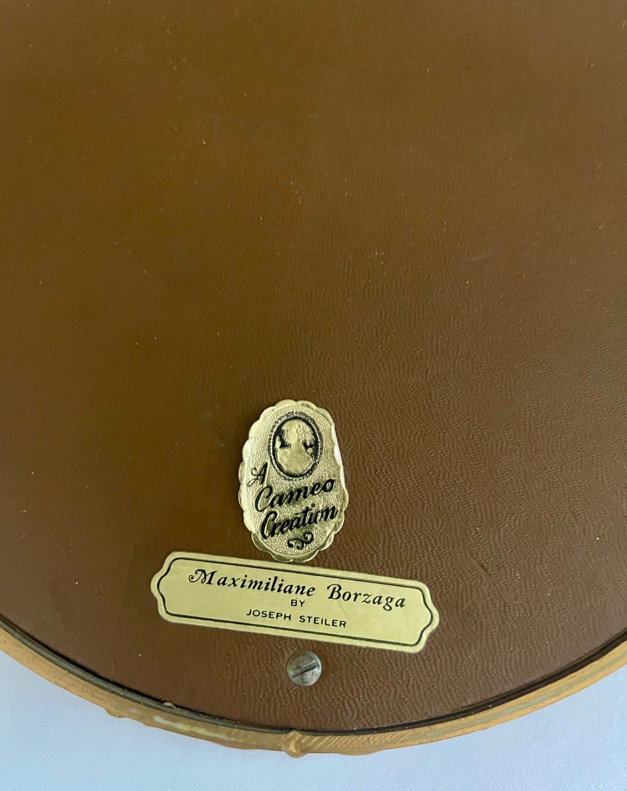 Vintage Cameo Creations Oval Gold Framed Wall Plaques Pair Joseph Steiler