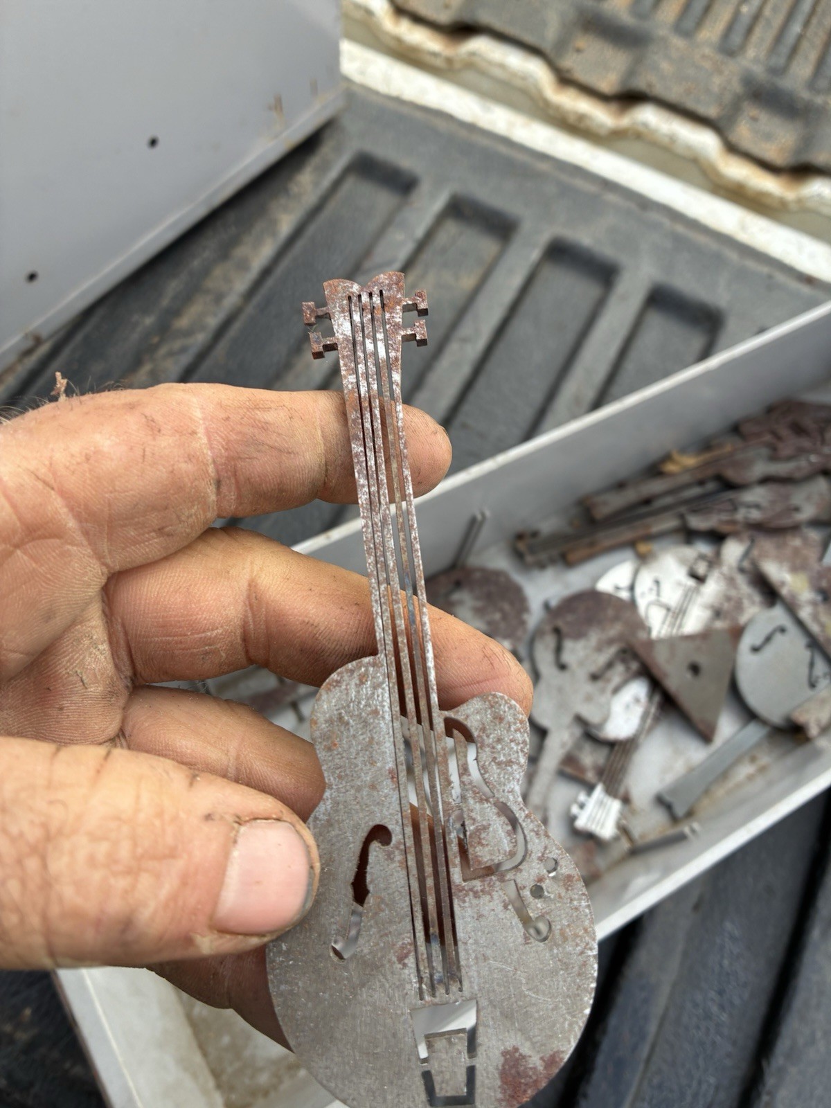 27 Guitar Steel Cut Outs Metal Art Decoration Huge Lot