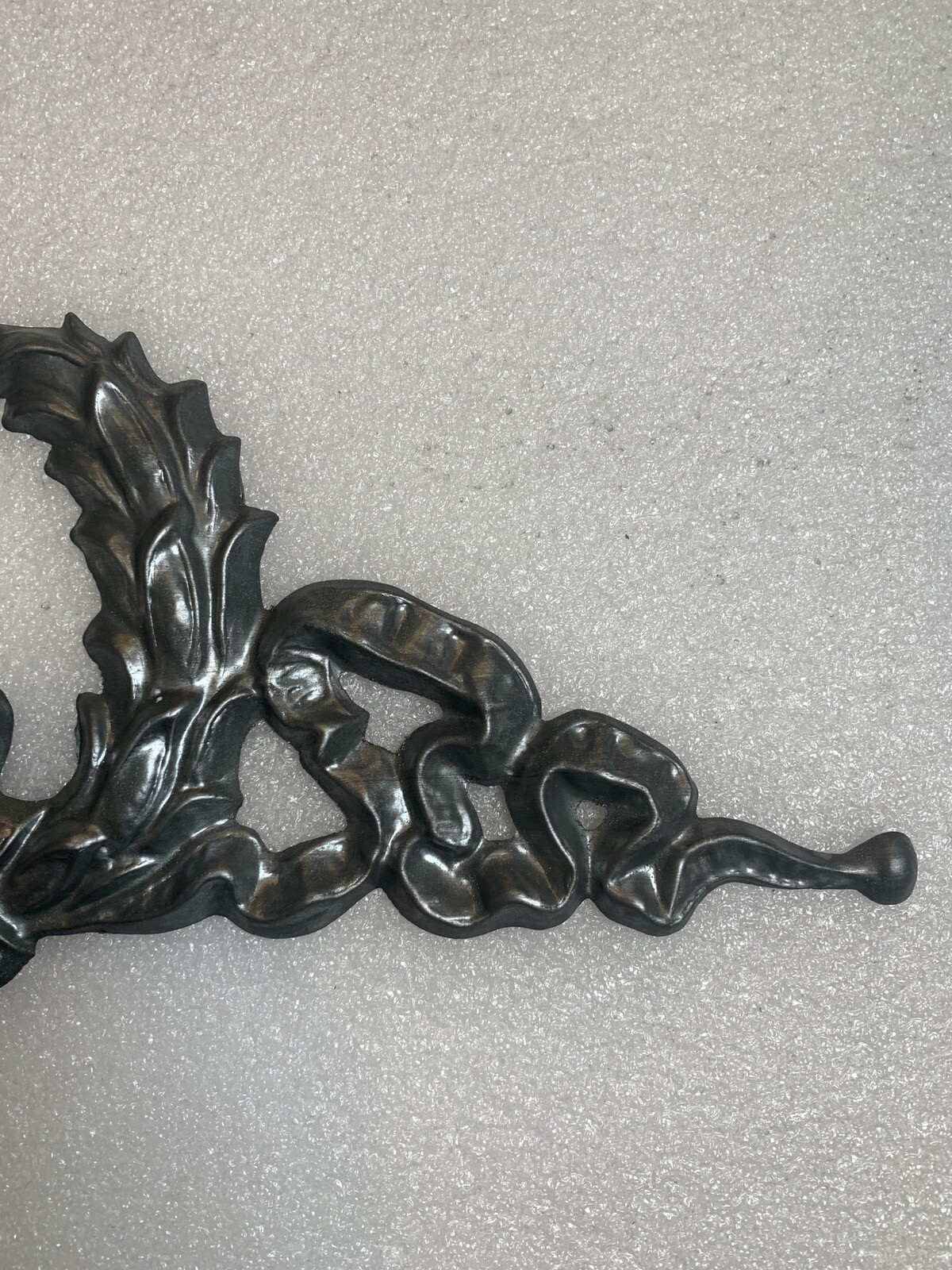 Neoclassic Laurel Wreath Door Topper Wall Ornament Antique Plaque Architectural